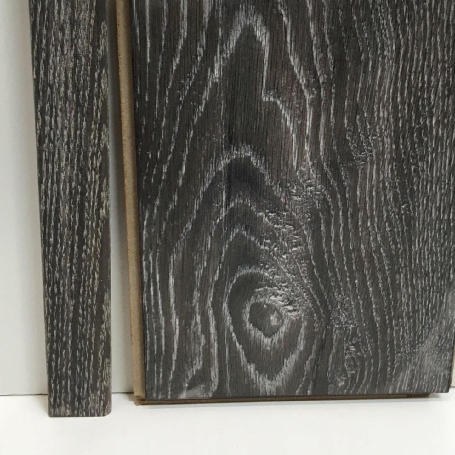 (19081) FINISHING PER SQUARE FOOT MULTITONE ADD ON