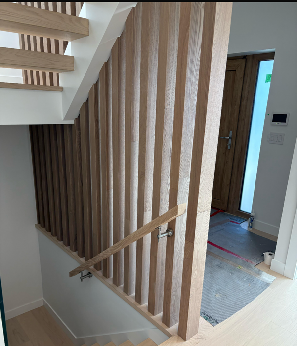 (14910) HANDRAIL OR COLUMN FROM ENGINEERED FLOORING